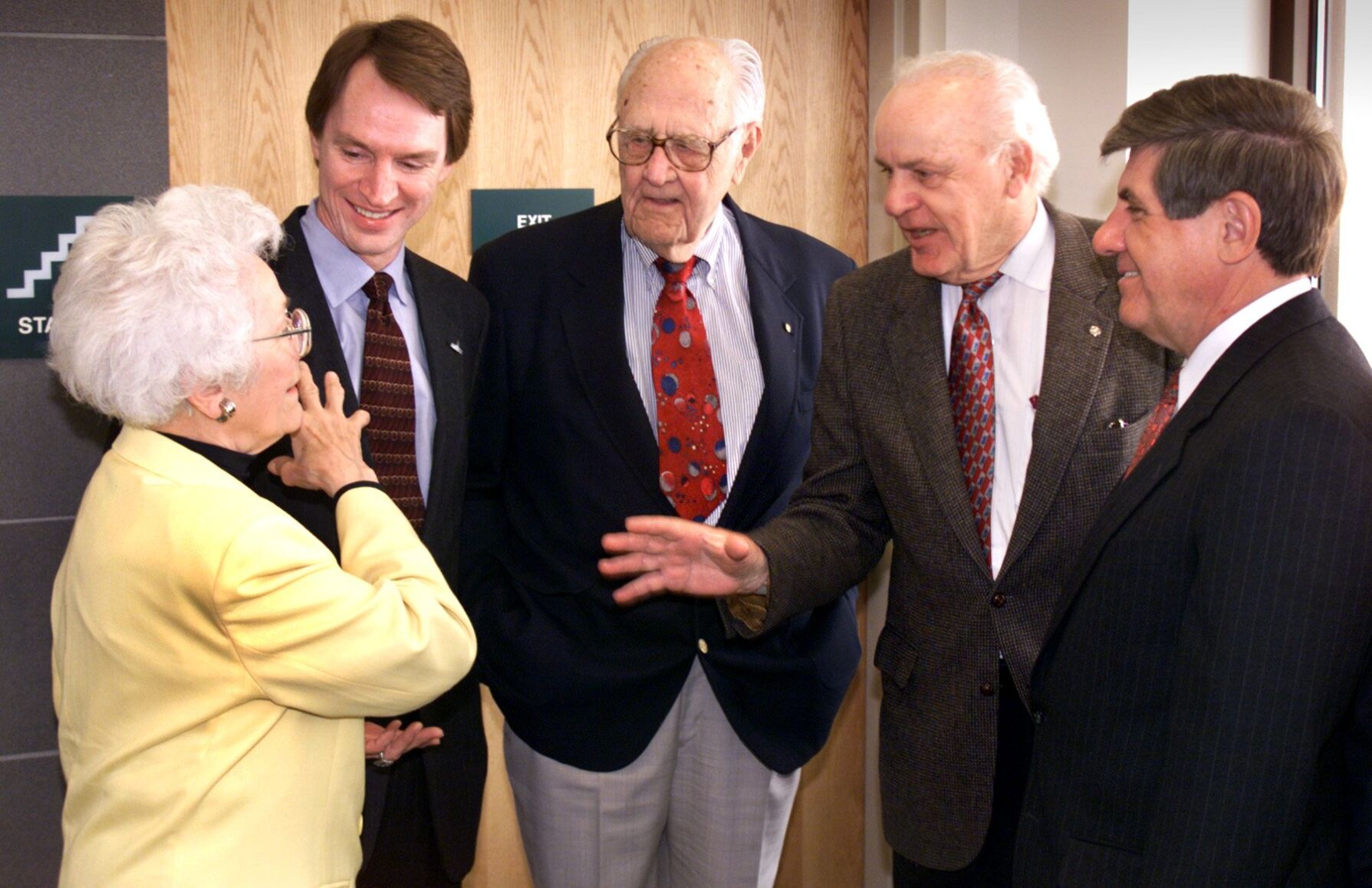 Z/FORMER GOVERNORS GATHER